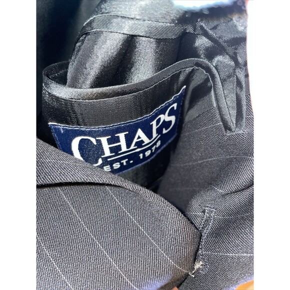 Chaps Suit Jacket Men’s Size 40R Black Pinstripe Three Button Wool Formal - Picture 2 of 13
